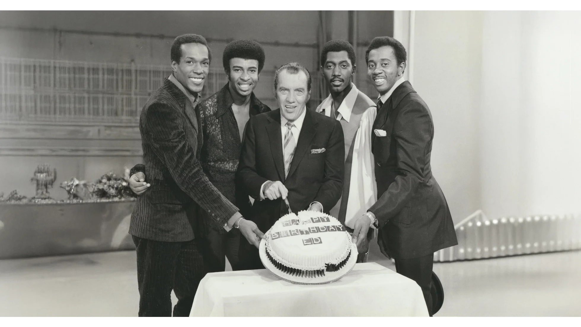 Sunday Best: Chuyện Chưa Kể Của Ed Sullivan
